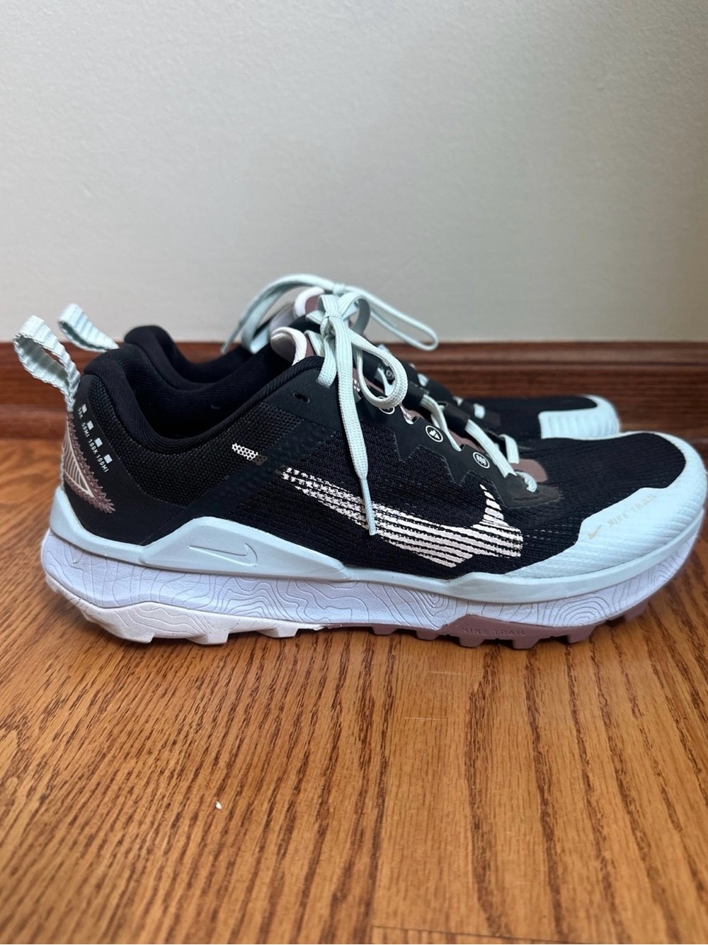 Nike Wildhorse 8 Running Shoes Women’s 10